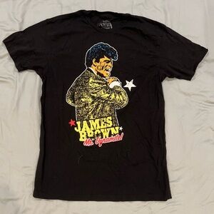 Sz L black short sleeve James Brown graphic t-shirt